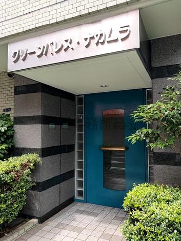 正面玄関