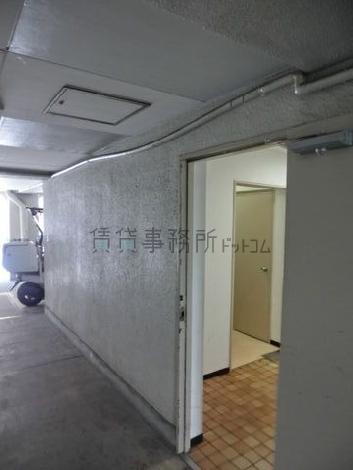 裏勝手口