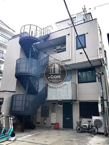 レスポワール／星と月と空とビルの外観写真