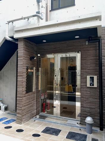 正面玄関