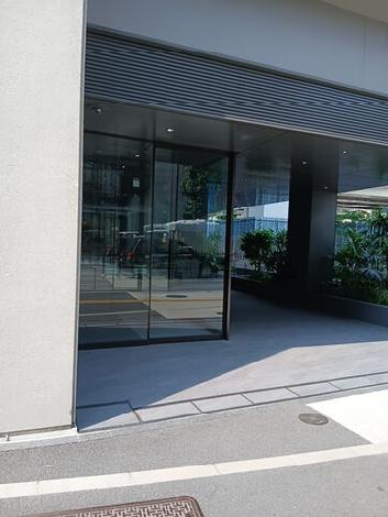 正面玄関