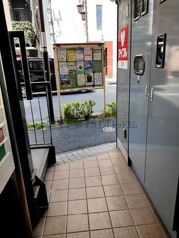 正面玄関