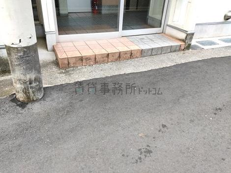 正面玄関