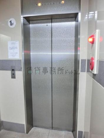 エレベーター
