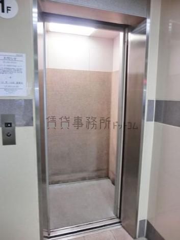 エレベーター