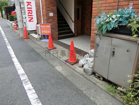 正面玄関