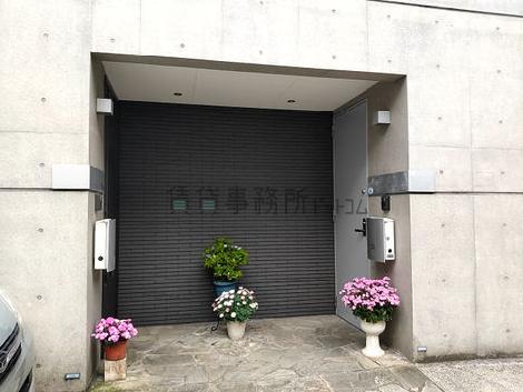 正面玄関