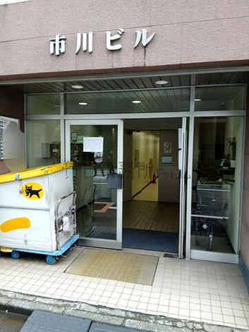 正面玄関