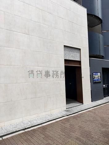 正面玄関