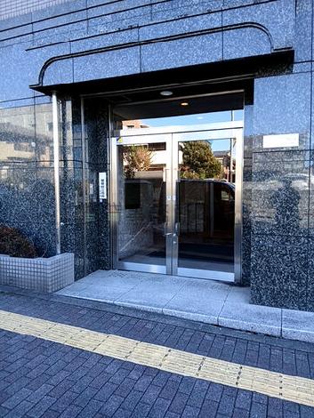 正面玄関