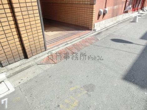 正面玄関