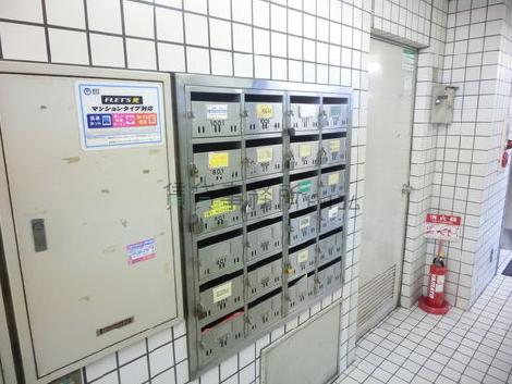 エントランスにある集合ポストです