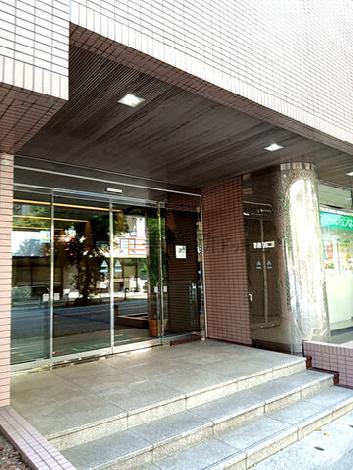正面玄関