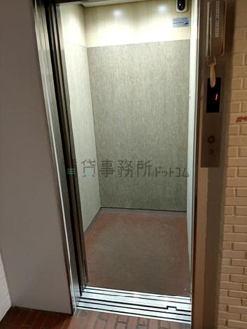 エレベーター