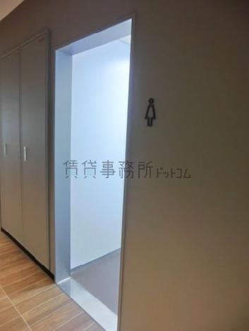 女性用トイレ