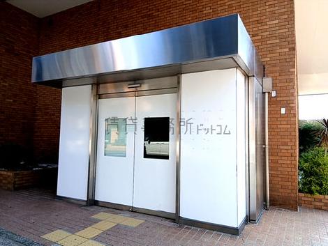正面玄関