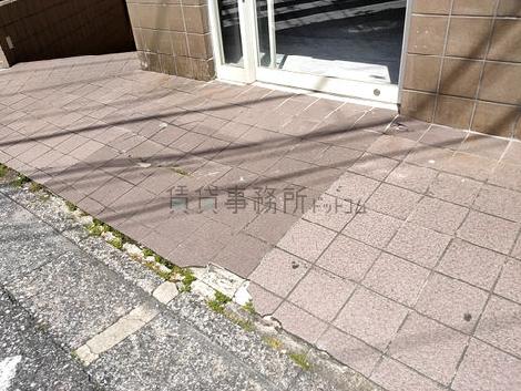 正面玄関