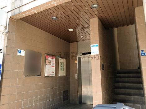 正面玄関
