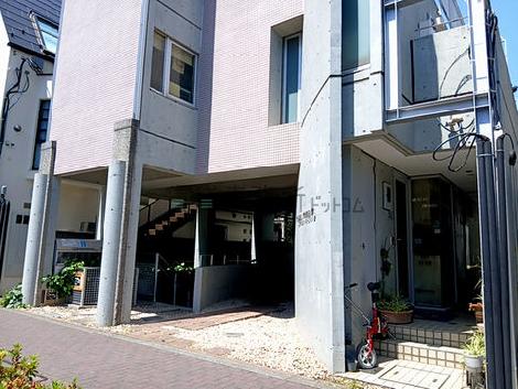 正面玄関