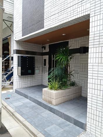 正面玄関