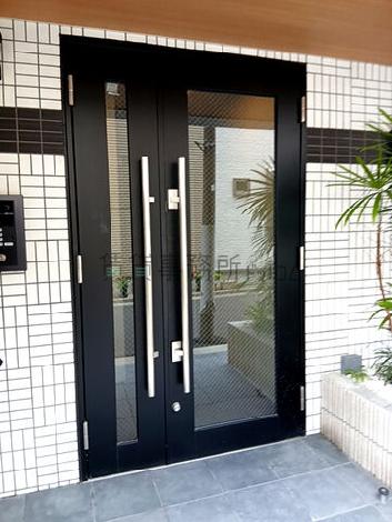 正面玄関