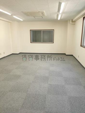 第2上西ビルの室内