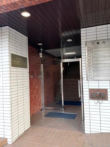 正面玄関