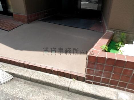 正面玄関