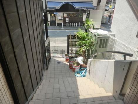 正面玄関