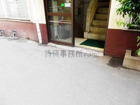 正面玄関