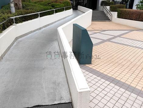 正面玄関