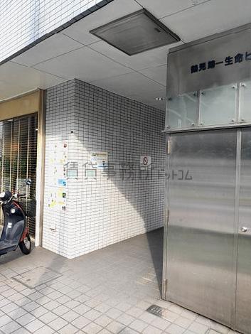 正面玄関