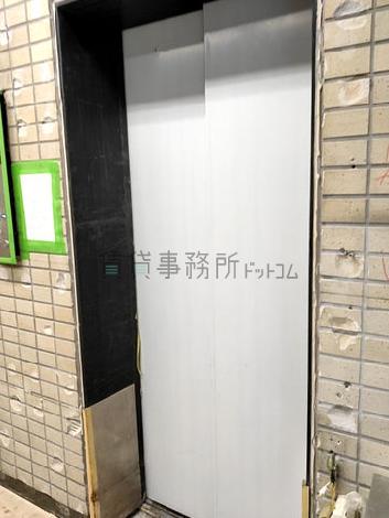 エレベーター