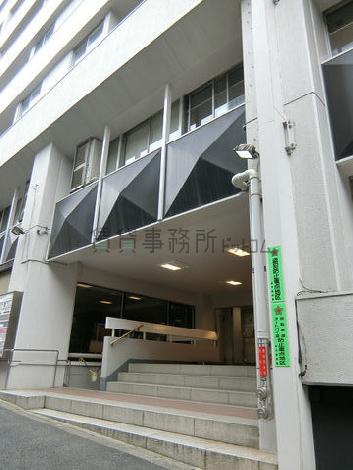 正面玄関