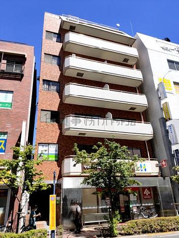 岡本ビルディングの外観写真