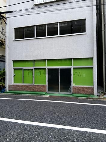 正面玄関