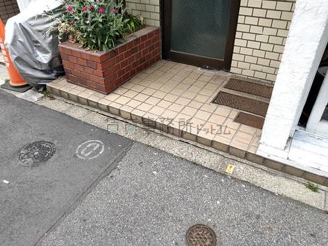 正面玄関