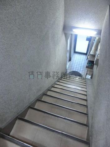 階段上からのアングル