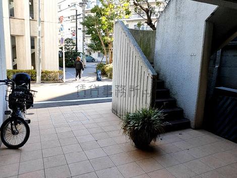正面玄関