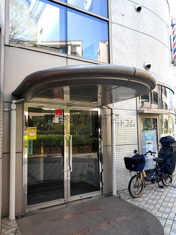 正面玄関