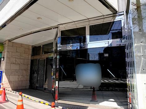 正面玄関