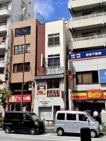 池袋222ビルの外観写真