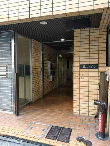 正面玄関