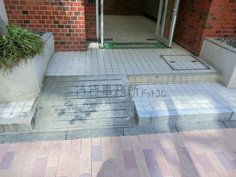 正面玄関