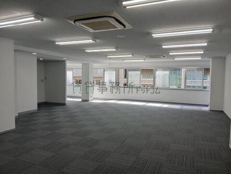 瀧田ビルの室内