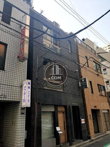 ロマネビルディングの外観写真