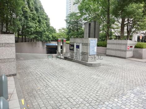 駐車場出入口