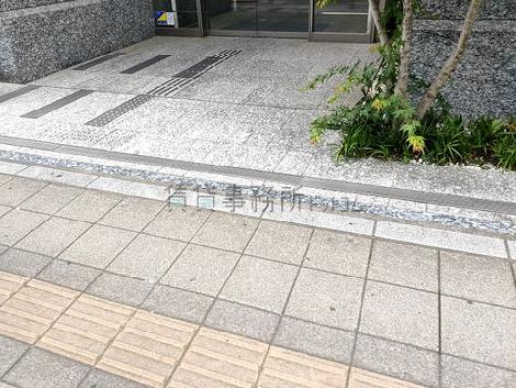 正面玄関