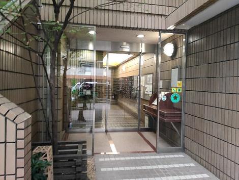 正面玄関