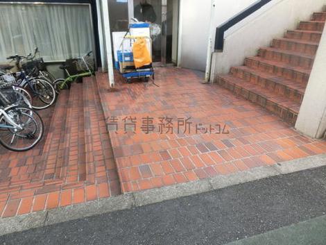 正面玄関